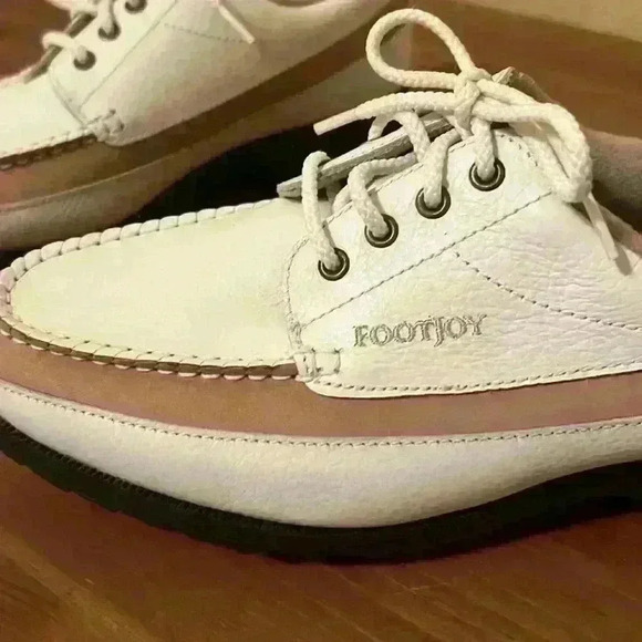 FootJoy spikeless golf shoes Women's 6 Wide. - Picture 1 of 5